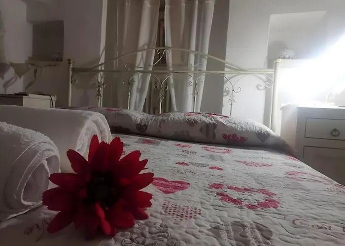 Trullo Vito With Pool